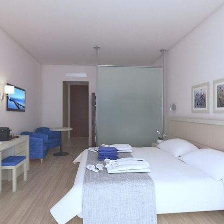 The Golden Coast Beach Hotel Pernera Zewnętrze zdjęcie